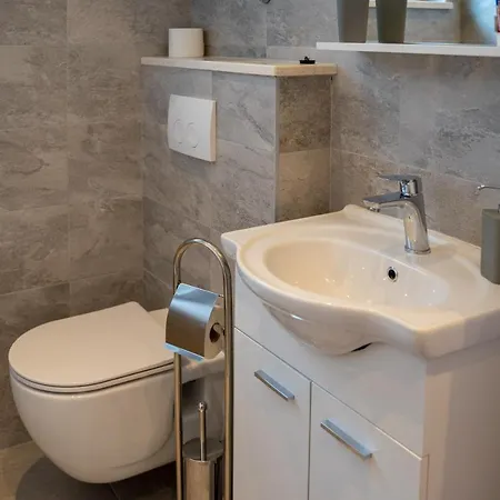 Korkyra Fit -free Gym *