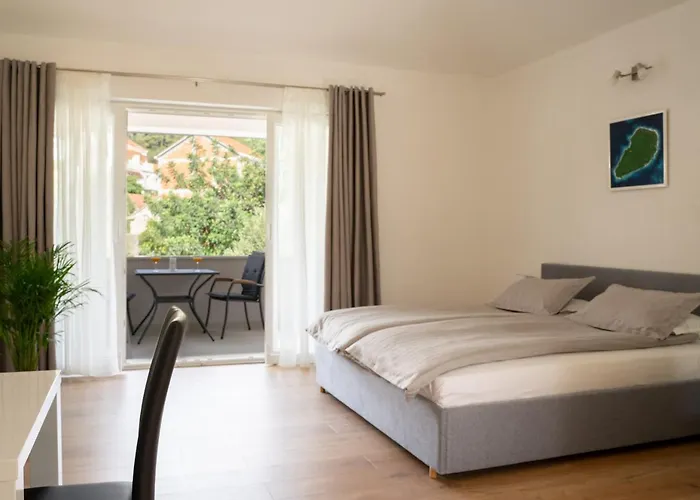 Korkyra Fit -free Gym *